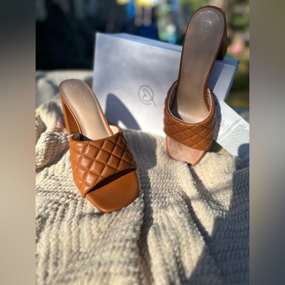 The Drop Shoes - The Drop Women's Pattie High Block-Heeled Mule Sandal
